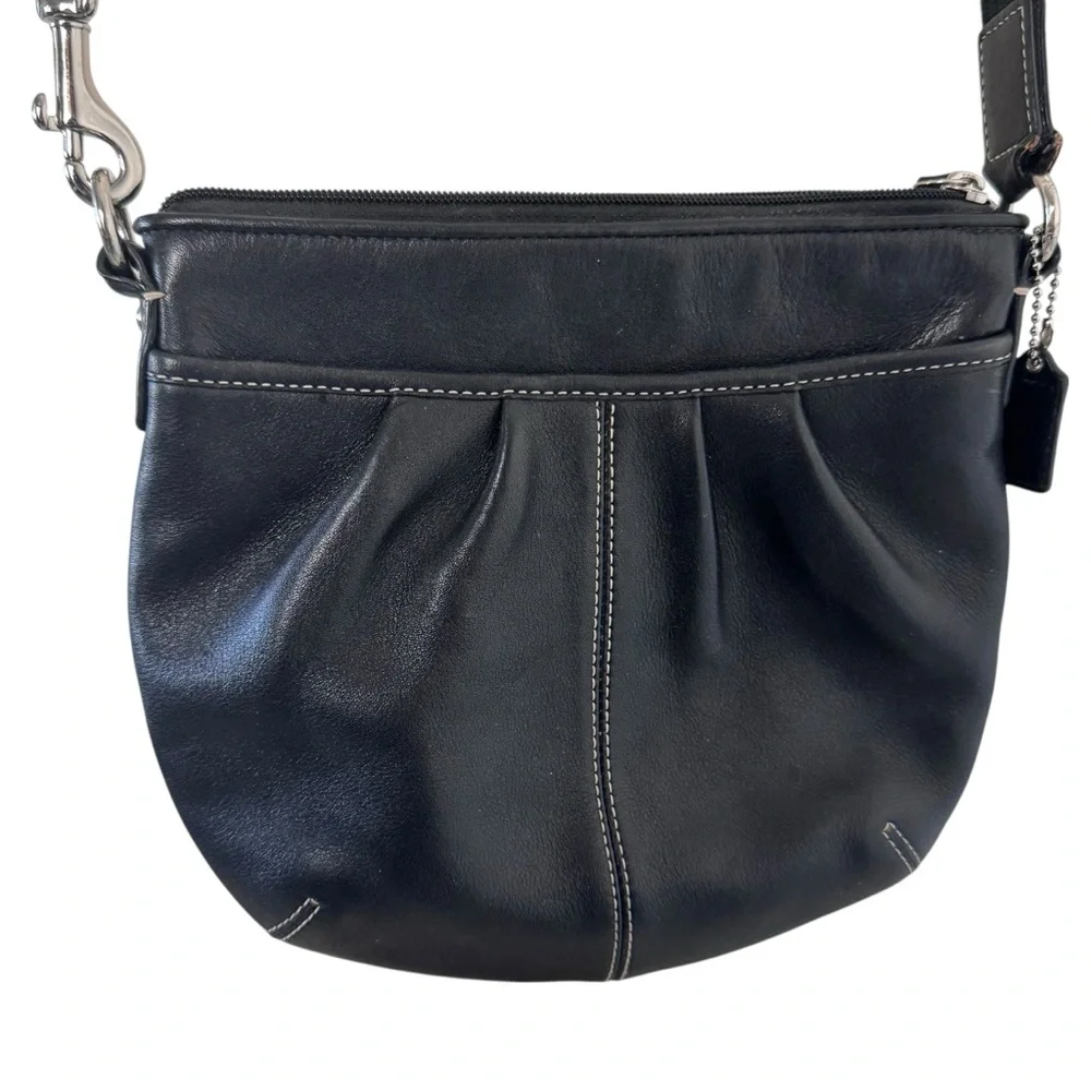 Vintage‎ Coach Black Leather Y2K SoHo  Crossbody Bag Purse Womens